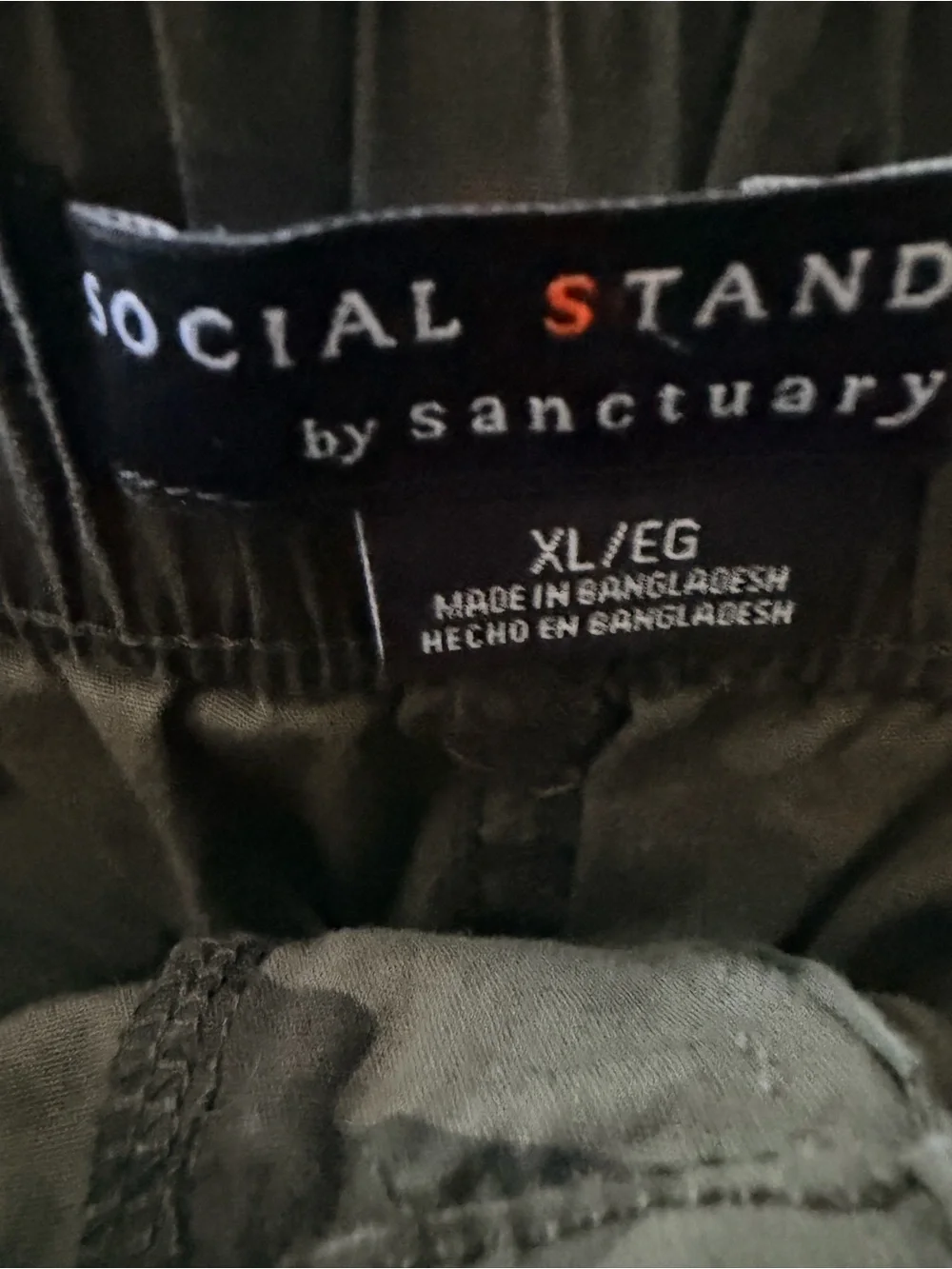 Camo Roll-Hem Cargo Shorts - Olive Green